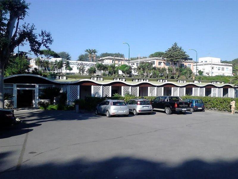 Green Park Hotel Napels Buitenkant foto